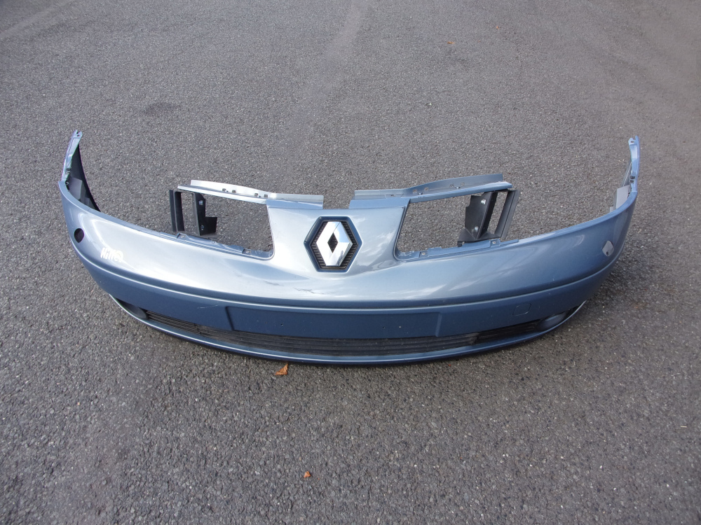 Přední nárazník Renault Espace IV, s vadou